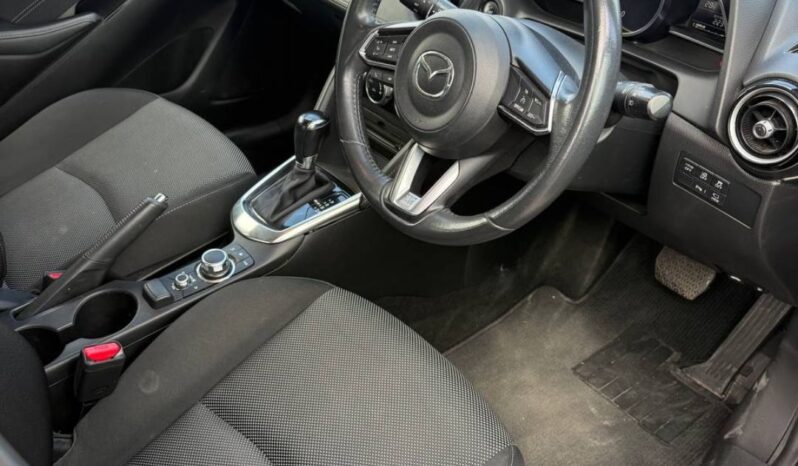 
								MAZDA 2 full									
