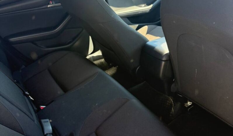 
								MAZDA 3 full									