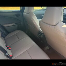 
										LEXUS UX full									