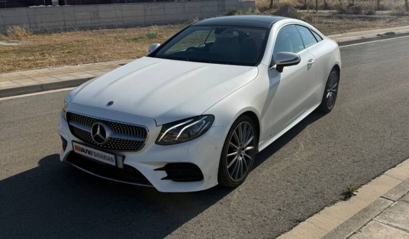 
								MERCEDES E CLASS COUPE full									