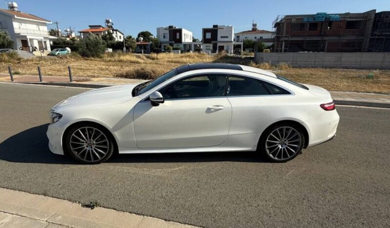 
								MERCEDES E CLASS COUPE full									