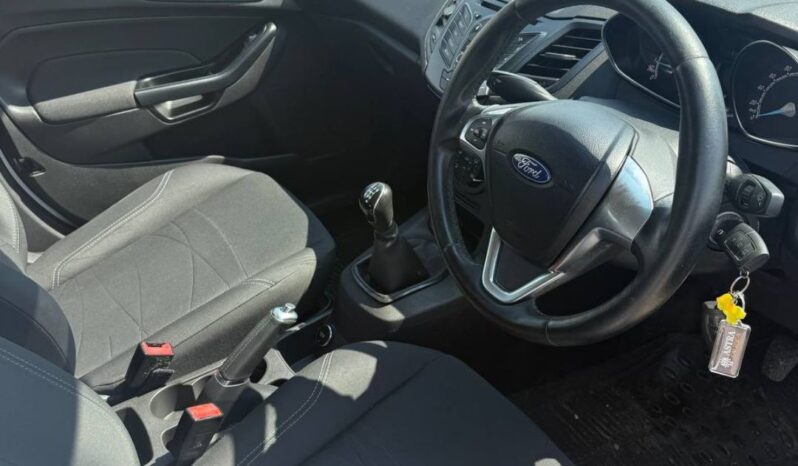 
								FORD FIESTA full									