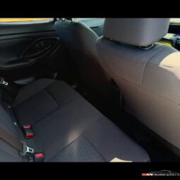 
										TOYOTA CROSS full									