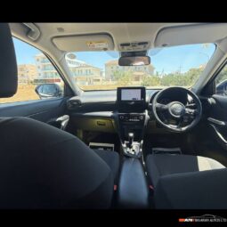 
										TOYOTA CROSS full									