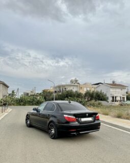 
										BMW 520i full									