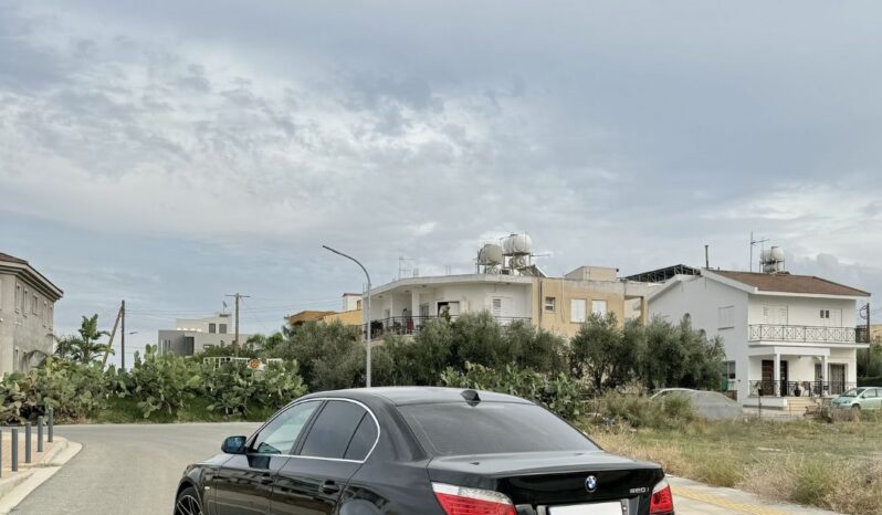 
								BMW 520i full									