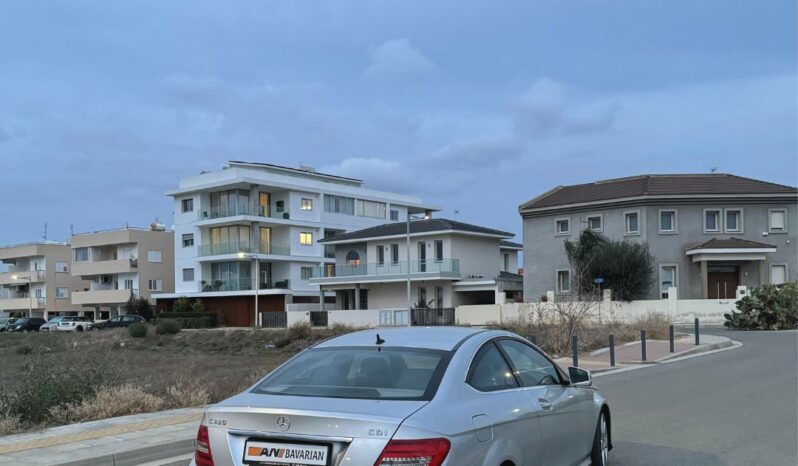 
								MERCEDES BENZ C-CLASS full									