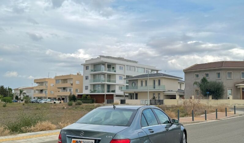 
								MERCEDES BENZ C-CLASS full									