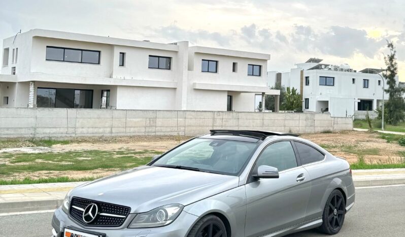 
								MERCEDES-BENZ C-CLASS full									
