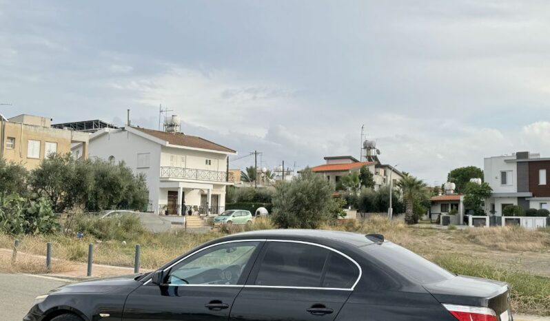 
								BMW 520i full									
