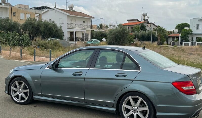 
								MERCEDES BENZ C-CLASS full									