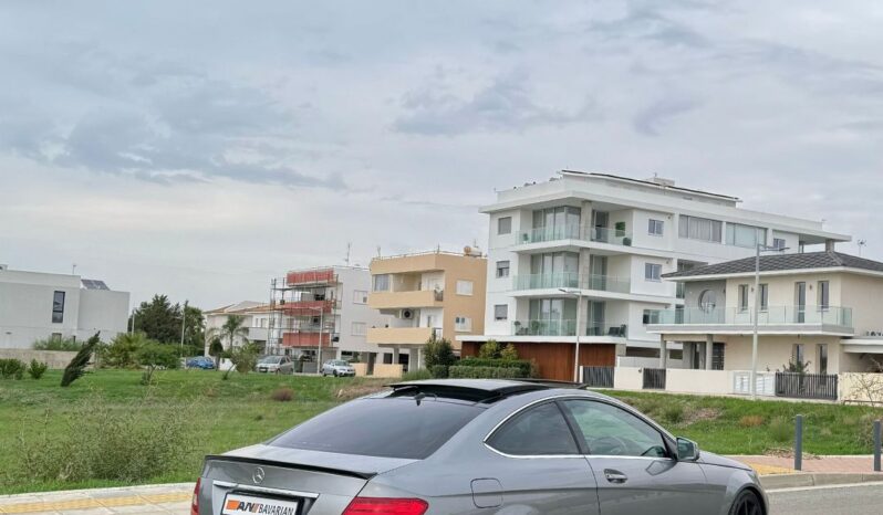 
								MERCEDES-BENZ C-CLASS full									