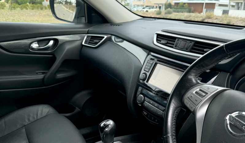 
								NISSAN X-TRAIL full									