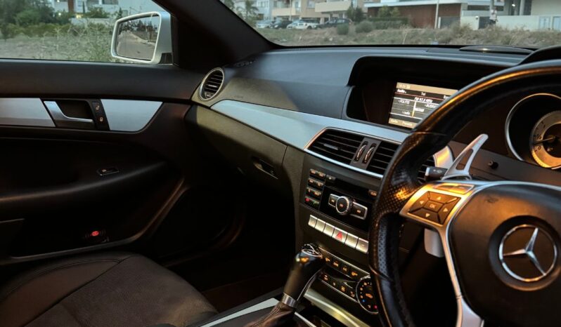 
								MERCEDES BENZ C-CLASS full									