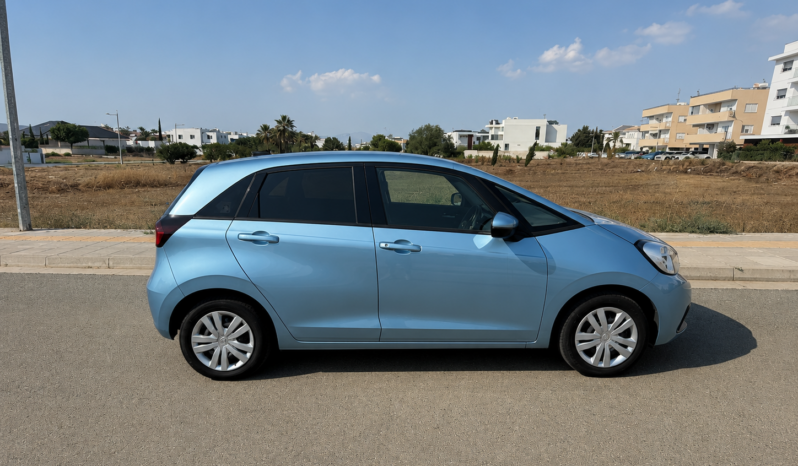 
								HONDA FIT full									
