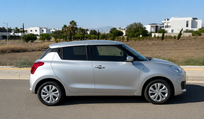 
								SUZUKI SWIFT full									