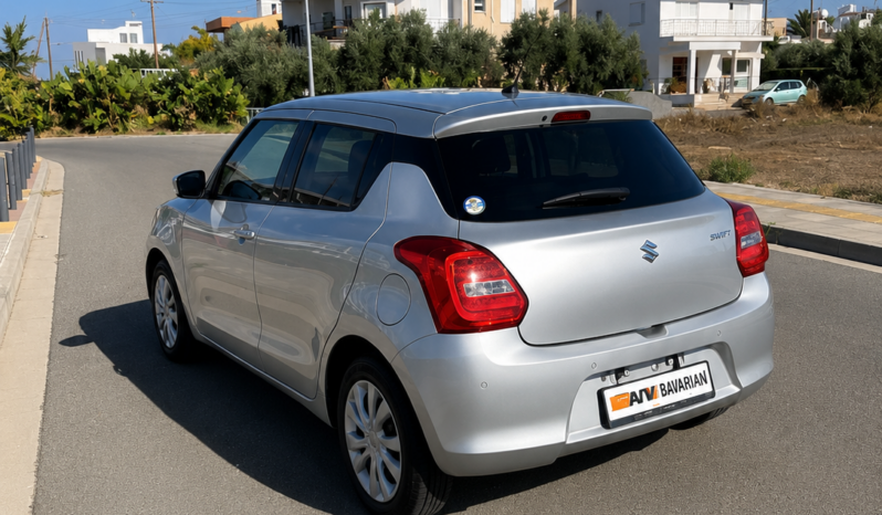 
								SUZUKI SWIFT full									
