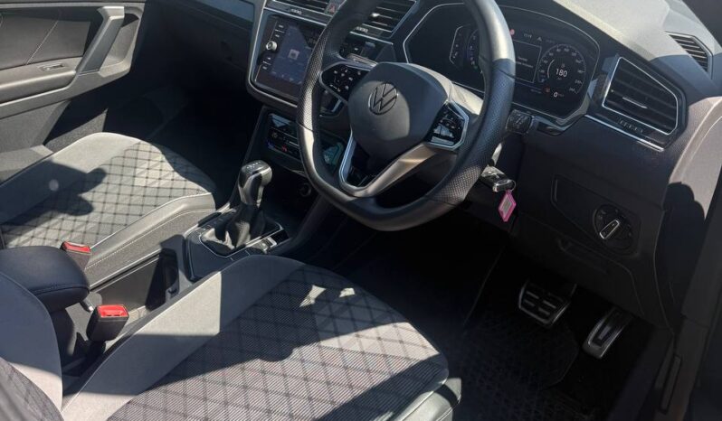 
								VOLKSWAGEN TIGUAN full									
