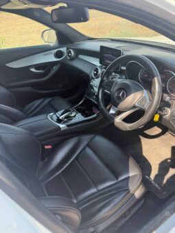 
										MERCEDES C-CLASS full									