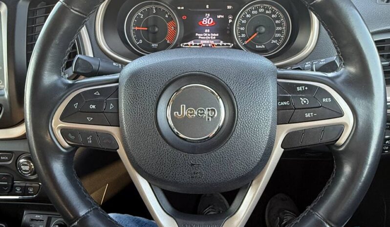 
								JEEP CHEROKEE full									