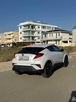 
										TOYOTA CHR full									