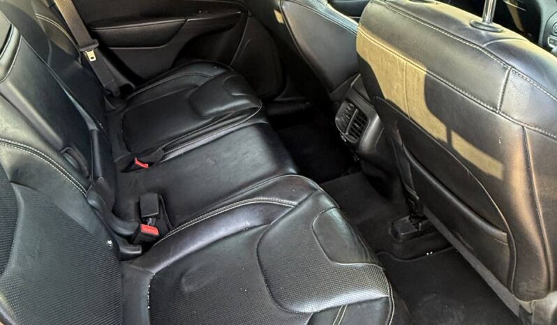 
								JEEP CHEROKEE full									