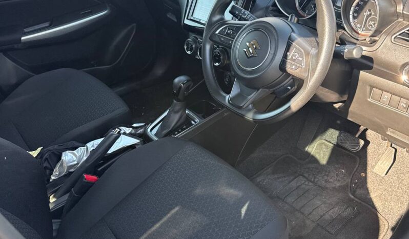 
								SUZUKI SWIFT full									