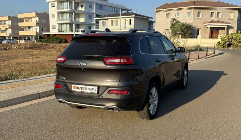 
								JEEP CHEROKEE full									