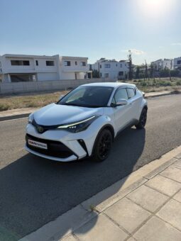 
										TOYOTA CHR full									