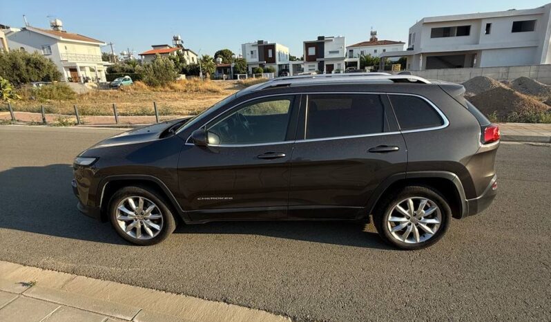 
								JEEP CHEROKEE full									
