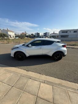 
										TOYOTA CHR full									